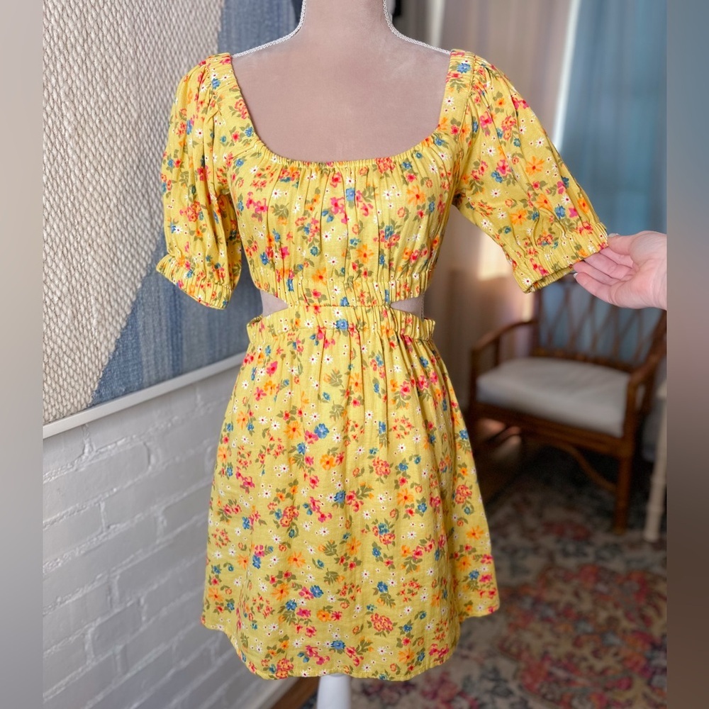 Billabong Yellow Floral Side Cutout Sundress